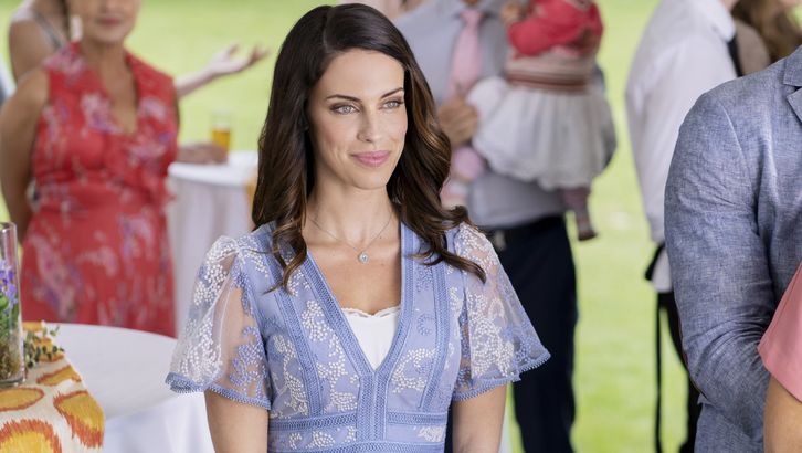 Review: Hallmark’s “Over the Moon in Love”